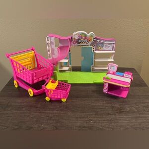 Shopkins Supermarket Playset And Giant Shopkins Cart Set